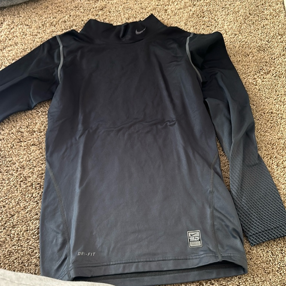 Compression long sleeve shirt